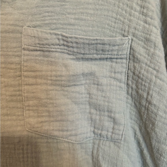 Forever 21 linen button up - Picture 5 of 6